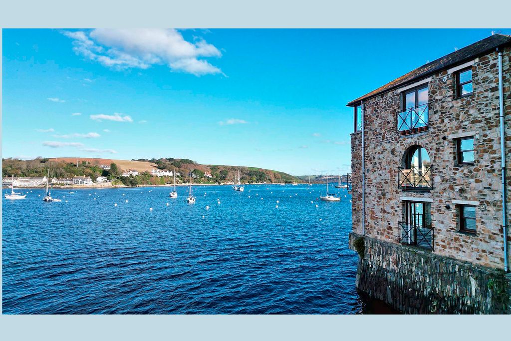 Additional image 13 of 2 bed flat for saleAdmirals Quay, The Packet Quays, Falmouth, Cornwall TR11