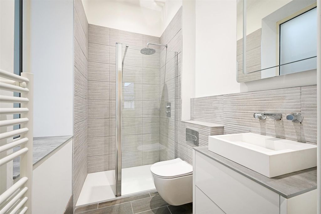 Additional image 10 of 2 bed flat for saleRutland Park, Botanical Gardens, Sheffield S10