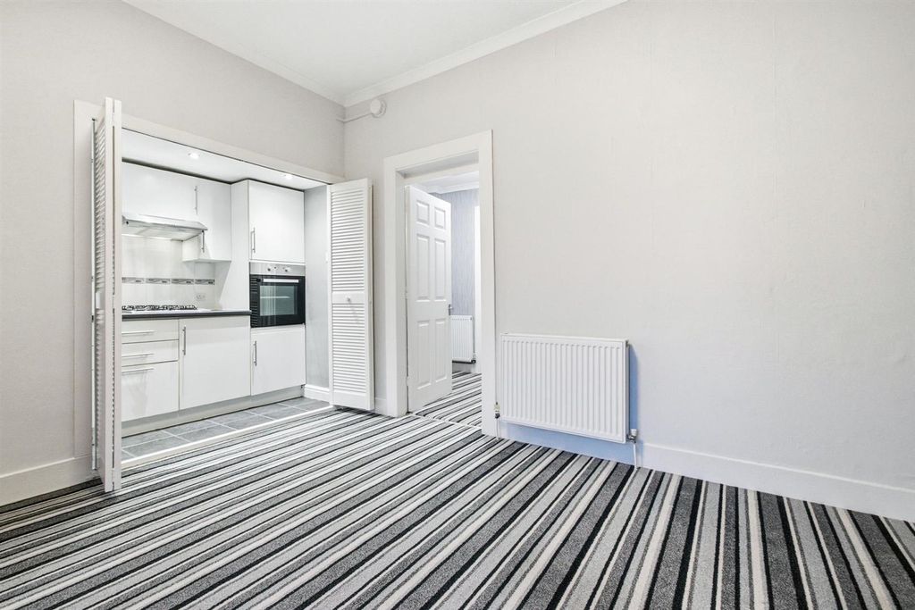 Additional image 3 of 1 bed flat for saleWilson Street, Alexandria G83
