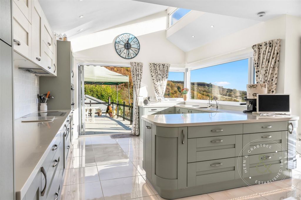 Additional image 74 of 4 bed detached house for salePenrhiw Lane, Machen, Caerphilly CF83