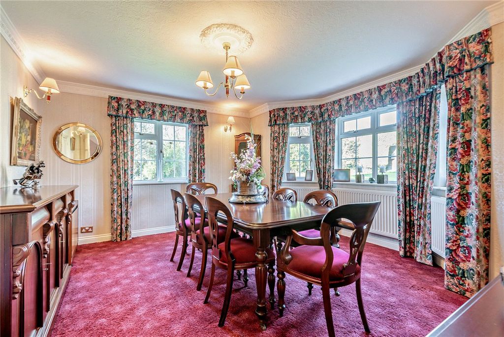 Additional image 7 of 5 bed detached house for saleFox's Lane, Kingsclere, Newbury, Hampshire RG20