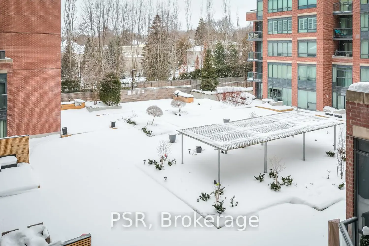 Additional image 16 of 7608 Yonge Street 306