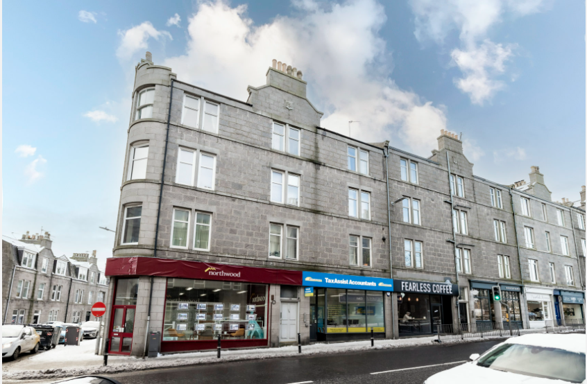 Flat 8, 209 Rosemount Place