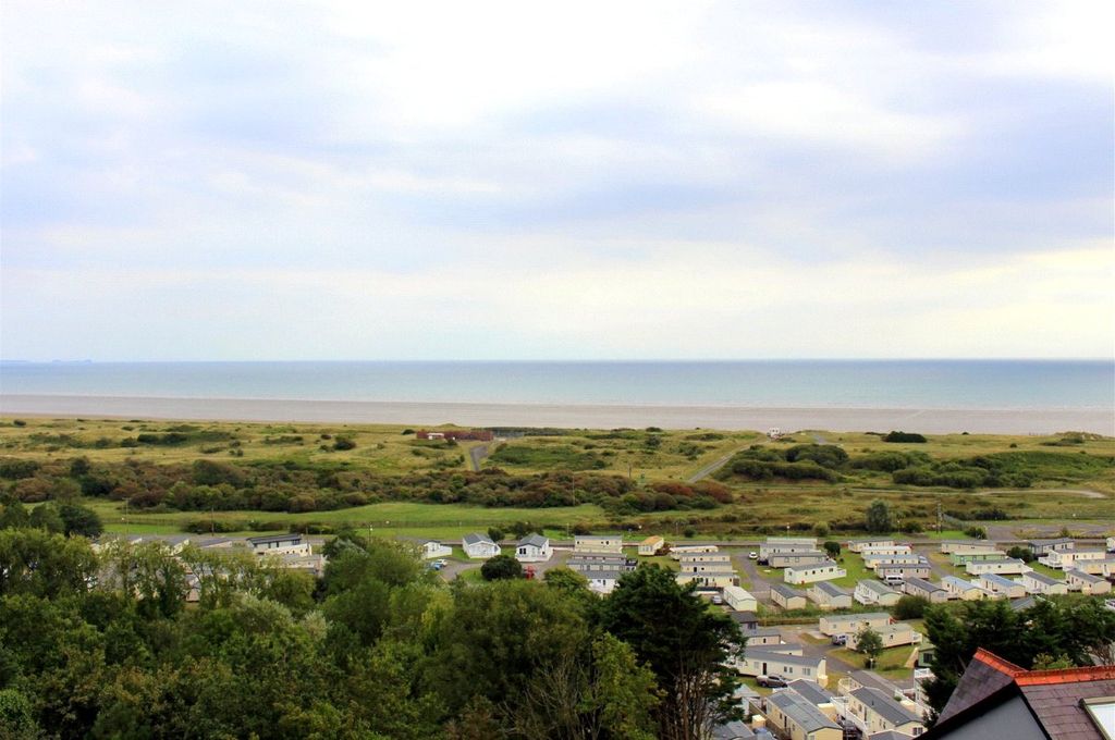 Additional image 3 of 1 bed flat for saleApt 6 Pendine Manor, Pendine, Carmarthen SA33
