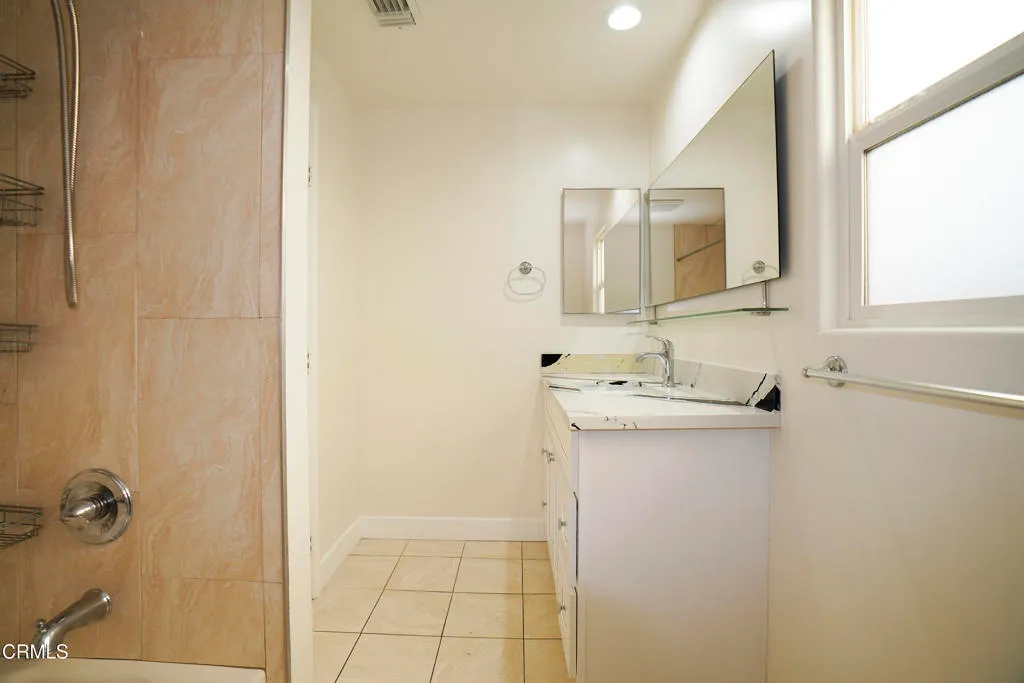 Additional image 11 of 1038 Western Avenue Unit 1, Glendale, CA 91201