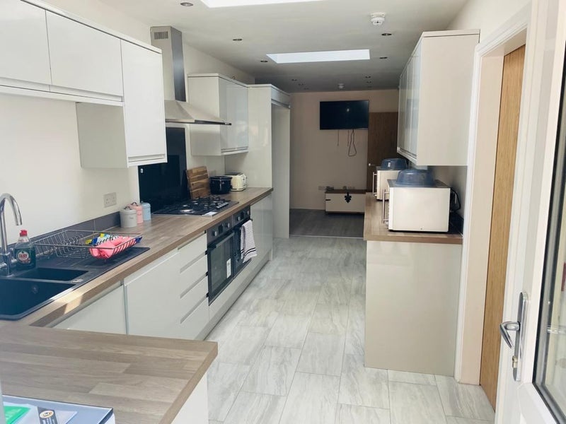 Additional image 3 of Room in a Shared House, Cranbrook Avenue, LS11, N1 7GU