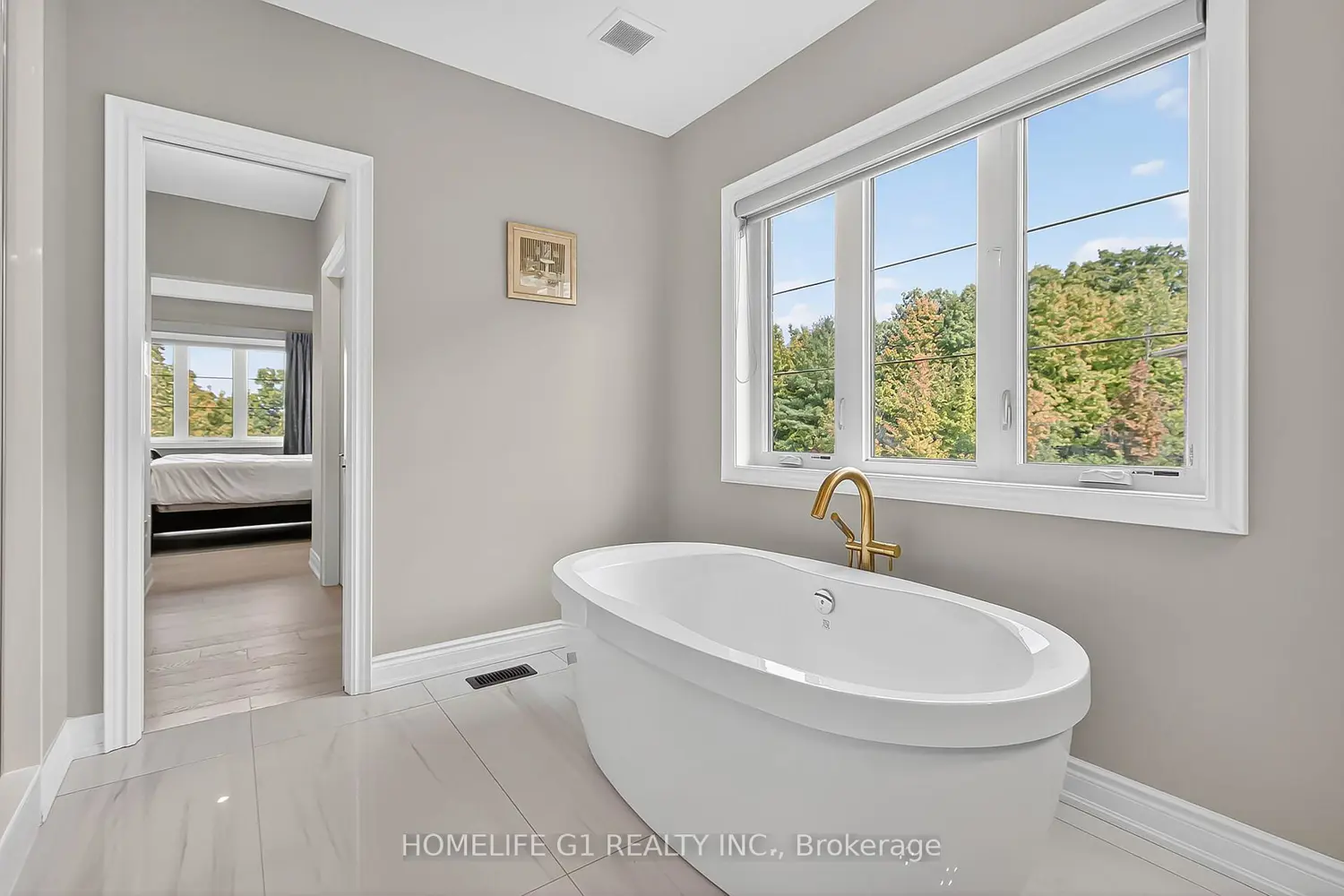 70 Appleyard Avenue photo 4