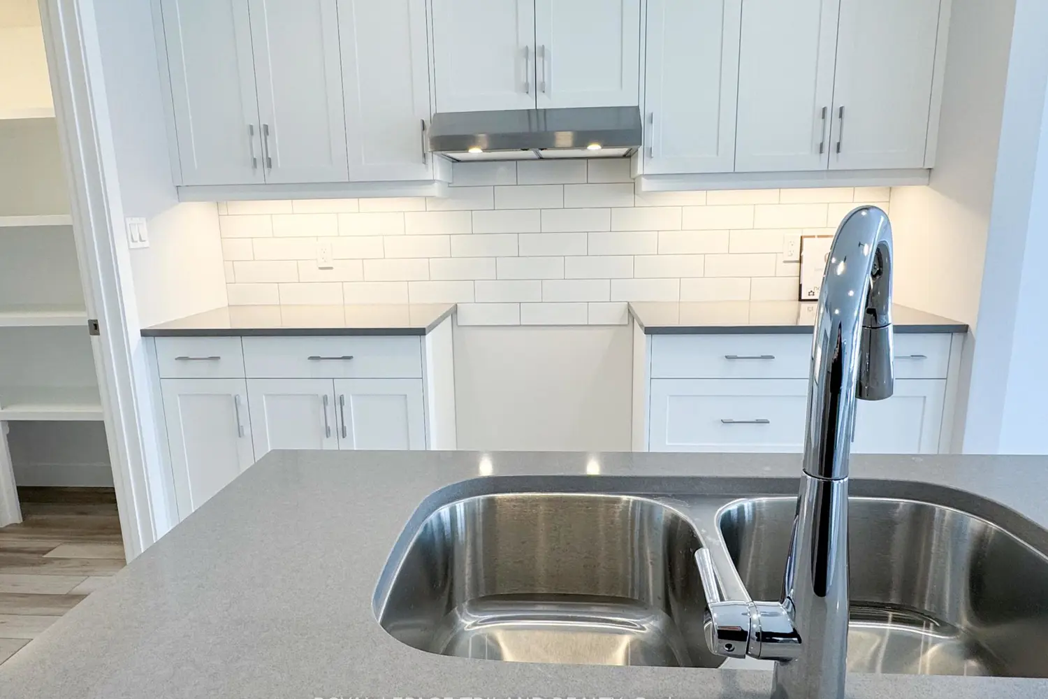 Additional image 12 of 110 Styles Drive