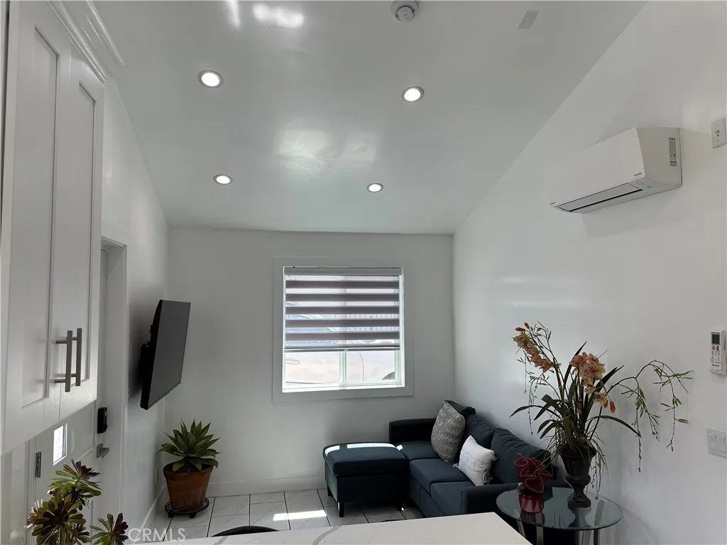 Additional image 29 of 7013 Bellaire Ave, North Hollywood, CA 91605