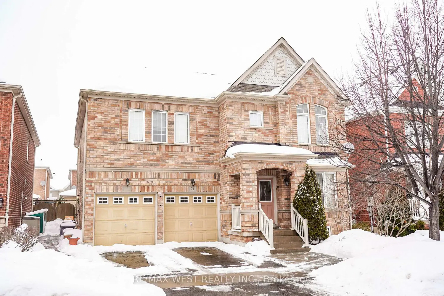 71 Dunwell Crescent