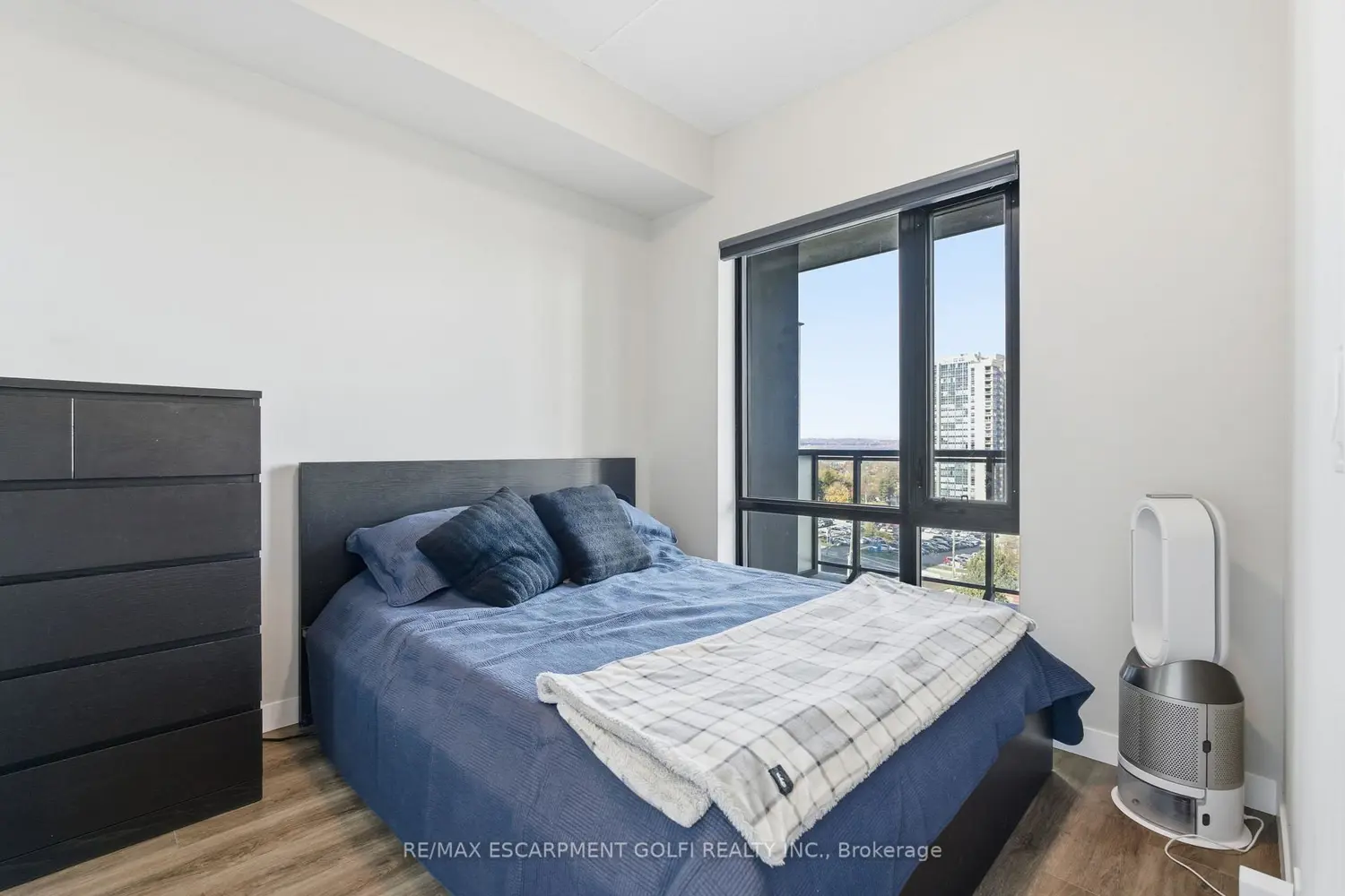 Additional image 11 of 15 Queen Street 609