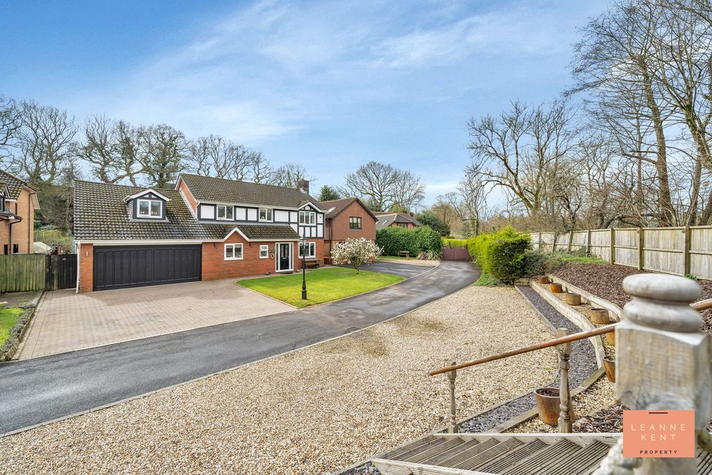 Additional image 5 of 5 bed detached house for saleRhyd Y Gwern Close, Rudry, Caerphilly CF83