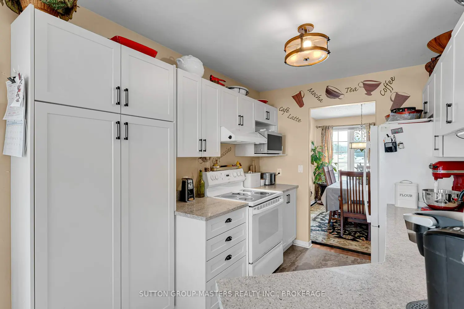 Additional image 6 of 568 Roosevelt Drive