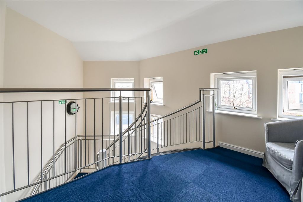 Additional image 17 of 2 bed flat for saleHeol Cilffrydd, Barry CF63