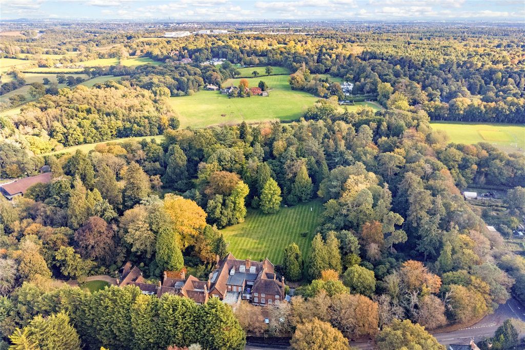 14 bed detached house for saleWindmill Road, Fulmer SL3