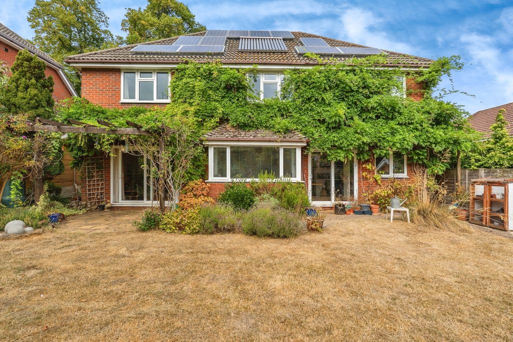 Additional image 4 of 5 bed detached house for saleCrofton Close, Southampton, Hampshire SO17
