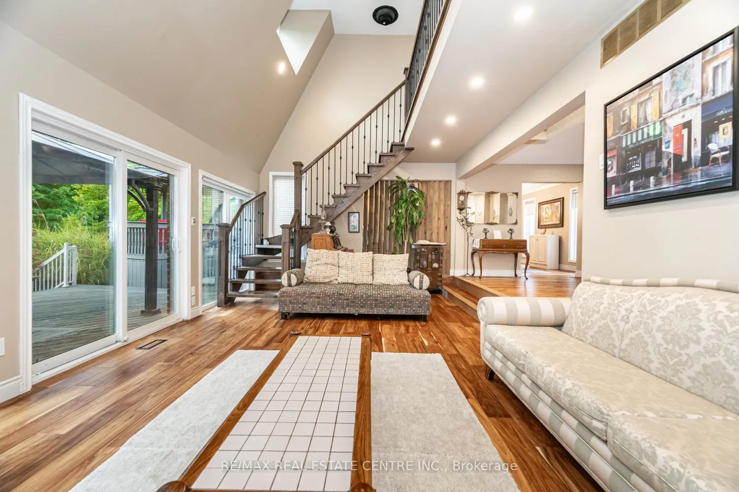 Additional image 8 of 29 Jessica Lane