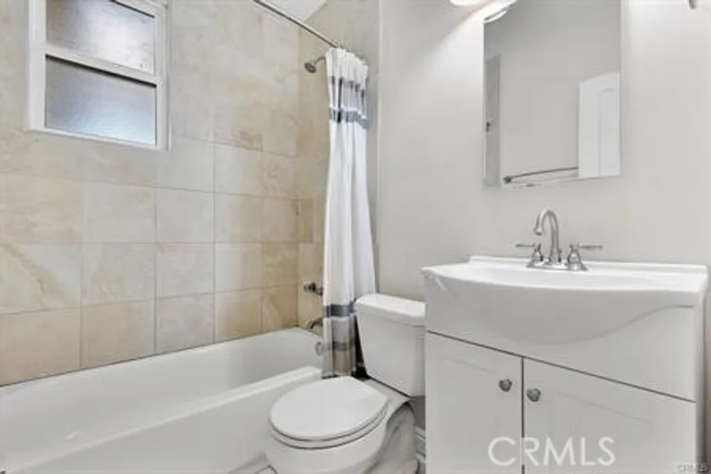 Additional image 4 of 15115 Leadwell Street, Van Nuys, CA 91405