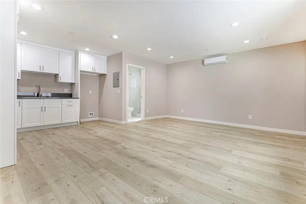 Additional image 12 of 7302 N Firmament Avenue, Van Nuys, CA 91406