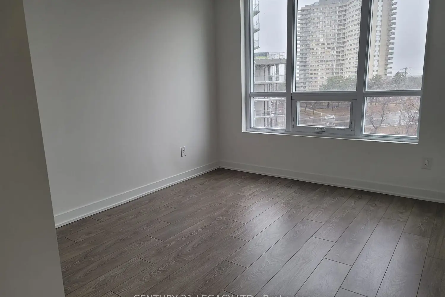 Additional image 16 of 225 Malta Avenue 603