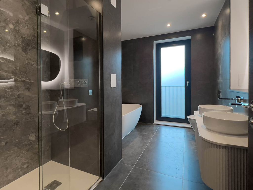 Additional image 13 of 2 bed flat for saleBelford Road, Edinburgh EH4