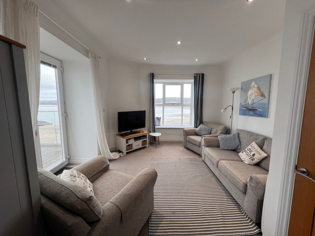 Additional image 6 of 2 bed flat for saleSouth John Street, New Quay SA45