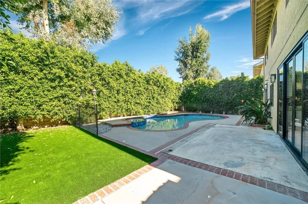 Additional image 108 of 18839 Miranda St, Tarzana, CA 91356