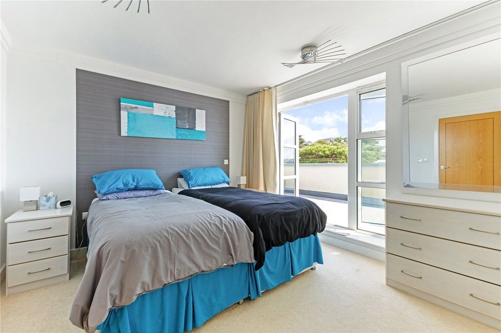 Additional image 12 of 2 bed flat for saleShore Road, Poole, Dorset BH13