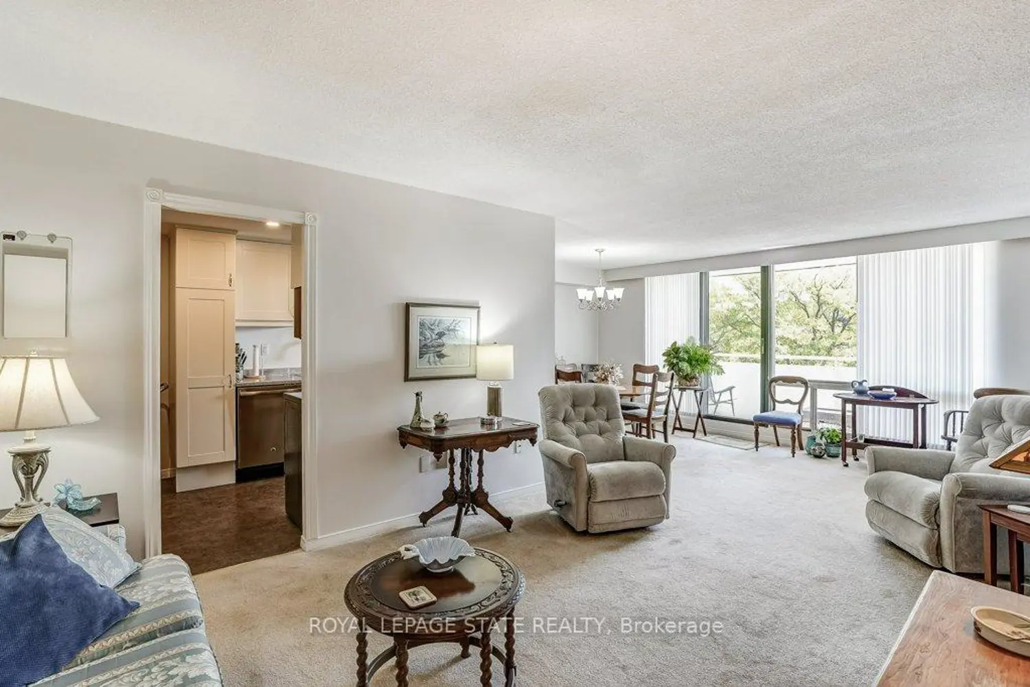 Additional image 2 of 2055 Upper Middle Road 205