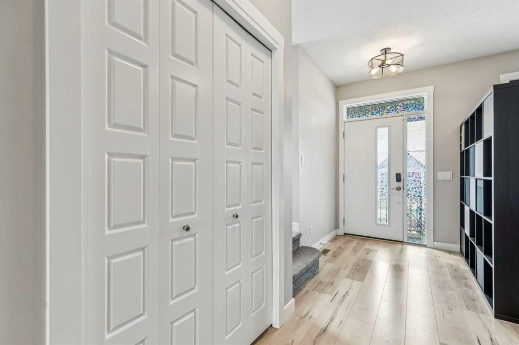 Additional image 3 of 240 Lucas Avenue NW, Calgary, AB, T3P 1N3