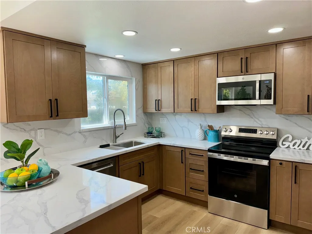 Additional image 8 of 15851 Dundalk Ln, Huntington Beach, CA 92647