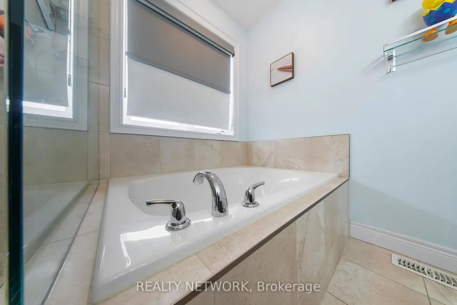 Additional image 14 of 59 Greti Drive