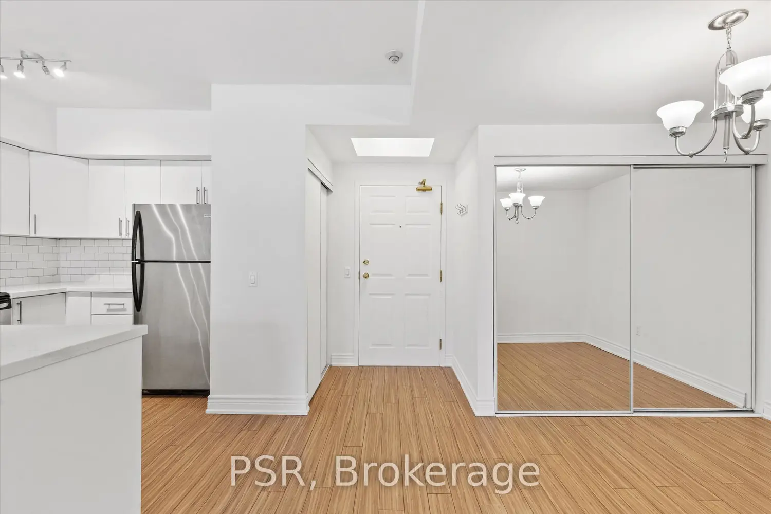 Additional image 6 of 7378 Yonge Street 103