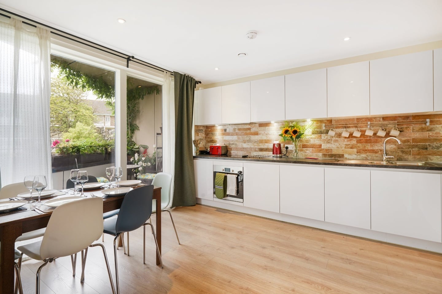 Additional image 2 of 2 Bed Flat, Barrington Road, SW9, N1 7GU