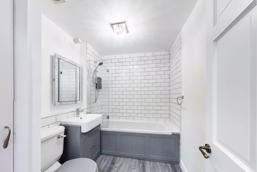 Additional image 4 of Studio Flat, St Pauls Mews, B3, N1 7GU