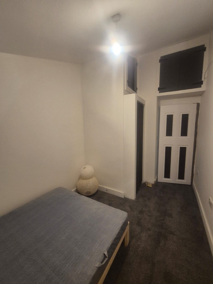 Additional image 31 of 5 Bed Terraced House, Moorland Road, SW9, N1 7GU