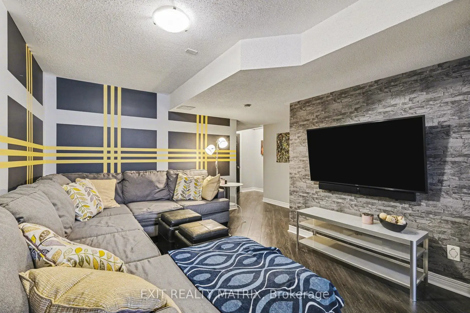 Additional image 18 of 65 Locheland Crescent