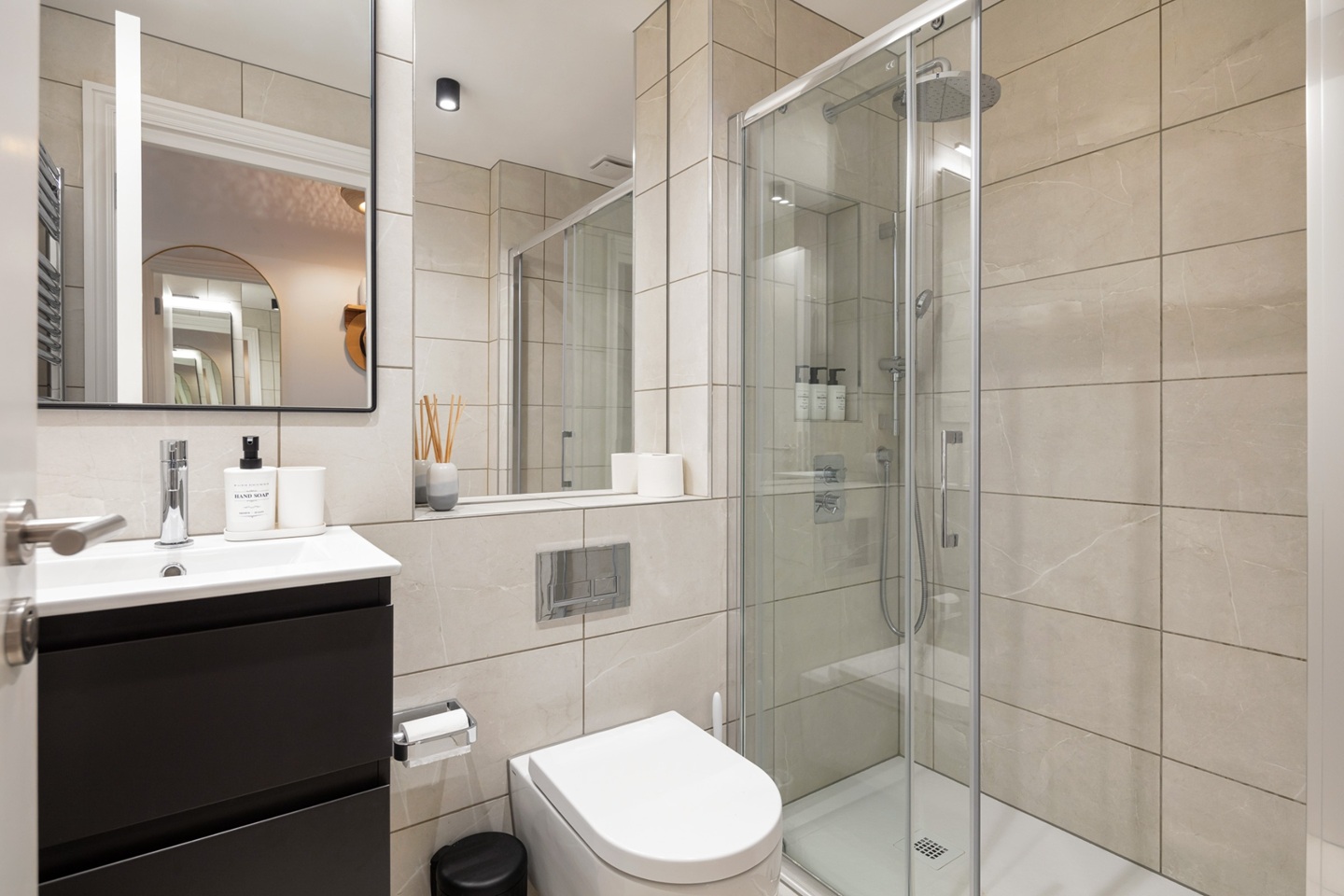 Additional image 7 of 1 Bed Flat, Westbourne Grove, W11, N1 7GU