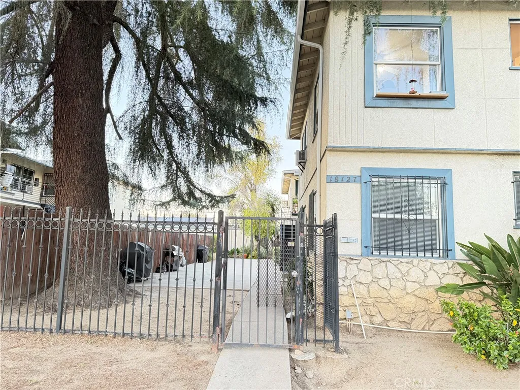 Additional image 3 of 18127 Roscoe Boulevard Unit 1, Northridge, CA 91325