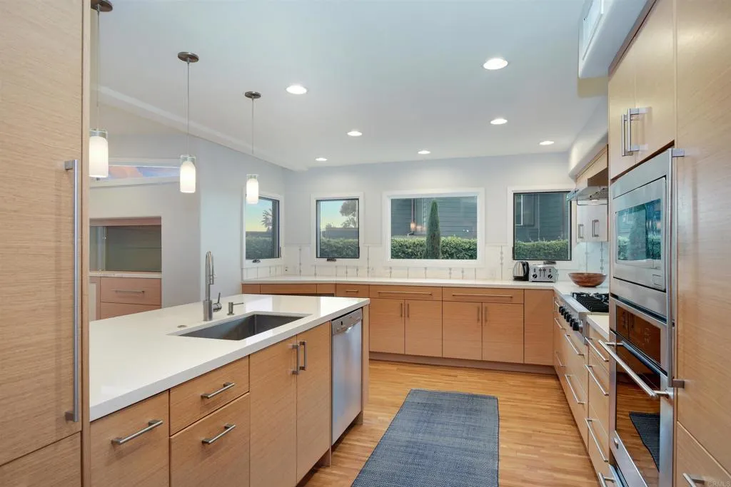 Additional image 46 of 152 7th Street, Del Mar, CA 92014