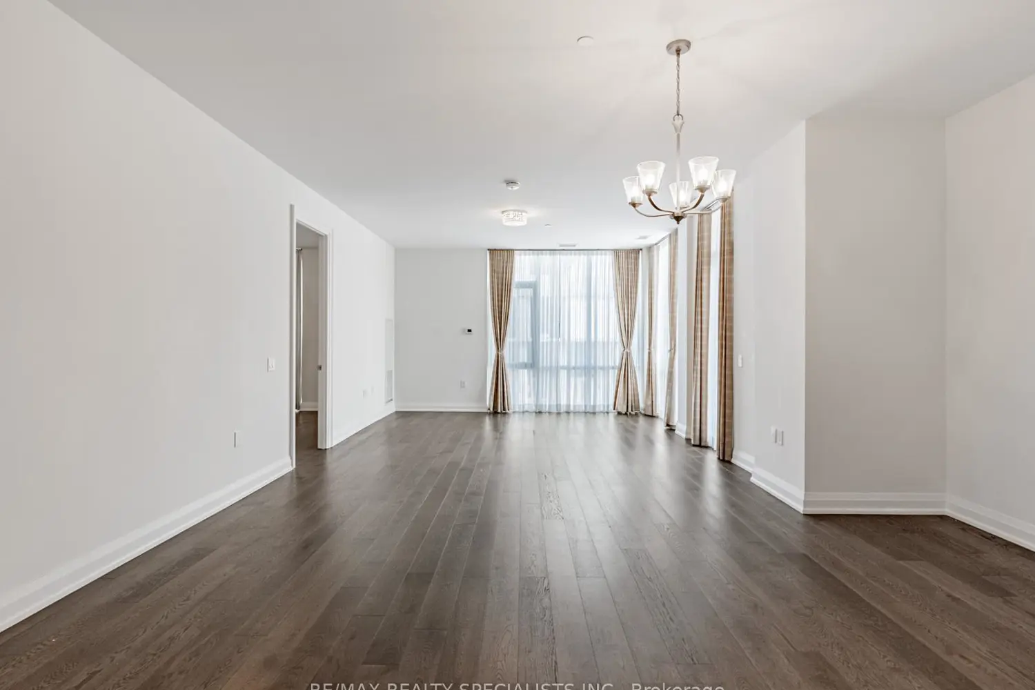 Additional image 9 of 42 Mill Street 208