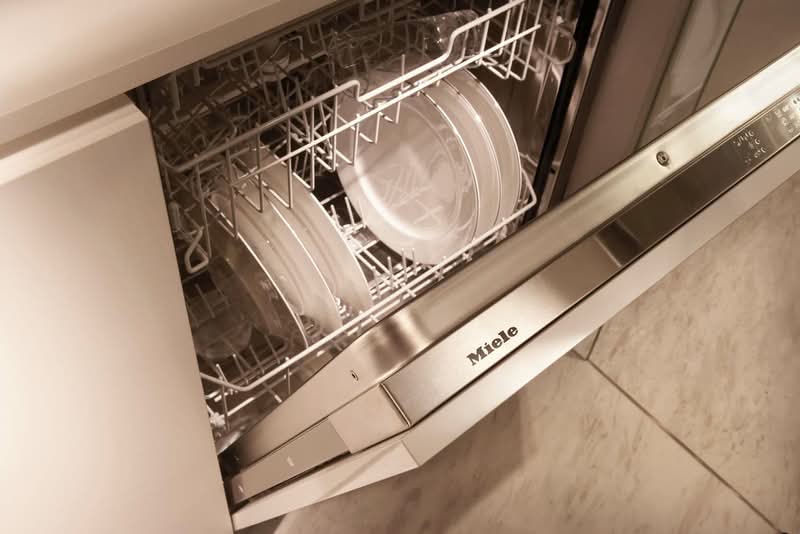 Additional image 20 of 2 Suffolk Walk