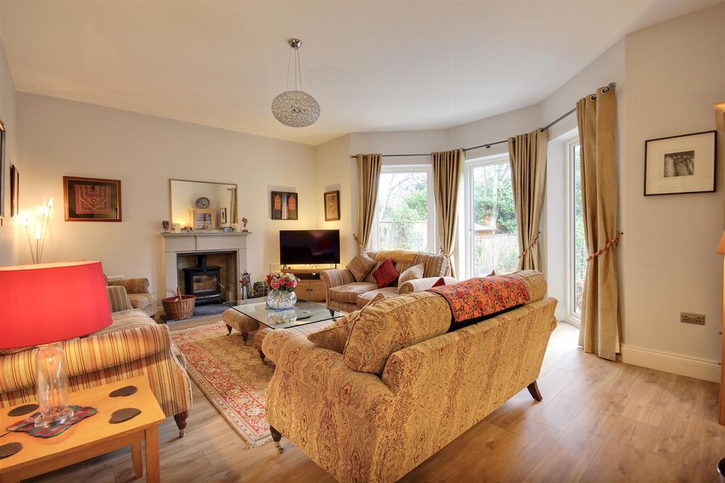 Additional image 2 of 5 bed detached house for saleGallows Lane, Beverley HU17