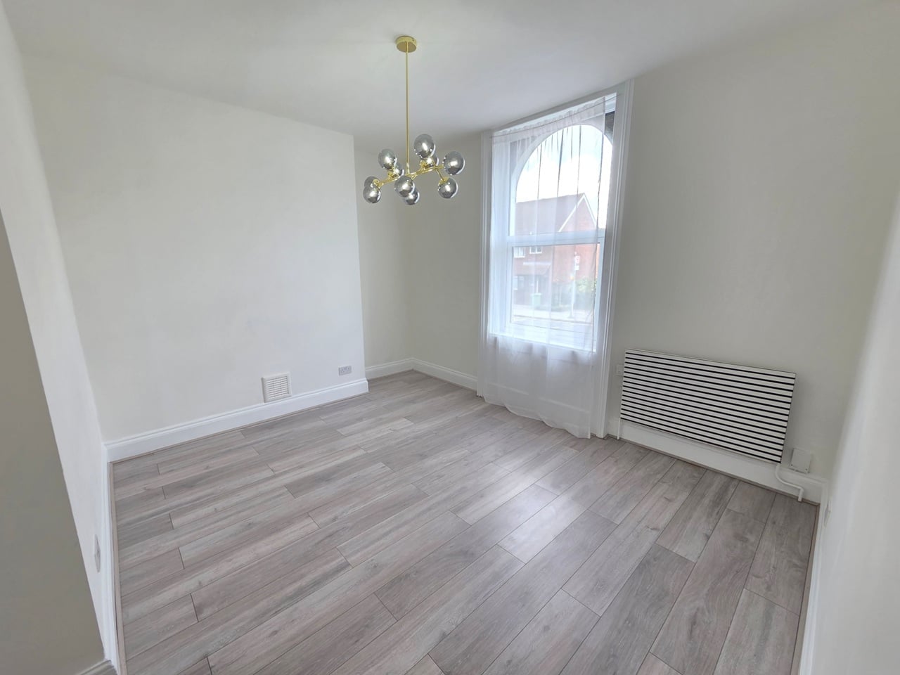 1 Bed Flat, Peckham Hill St, SE15, N1 7GU