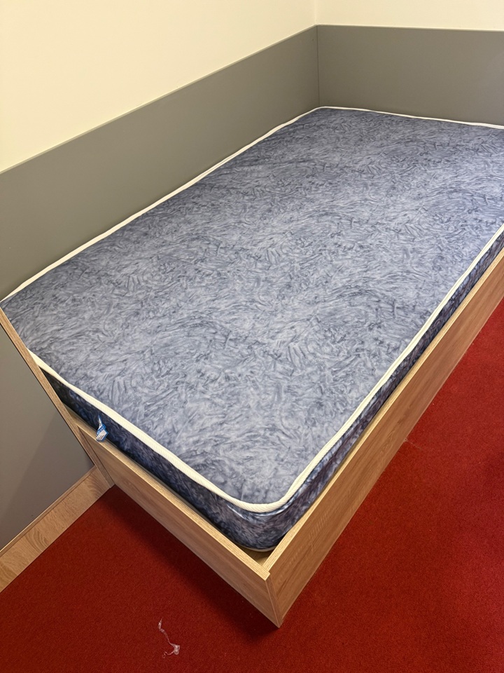 Additional image 2 of Room in a Shared Flat, Cliveland St, B19, N1 7GU