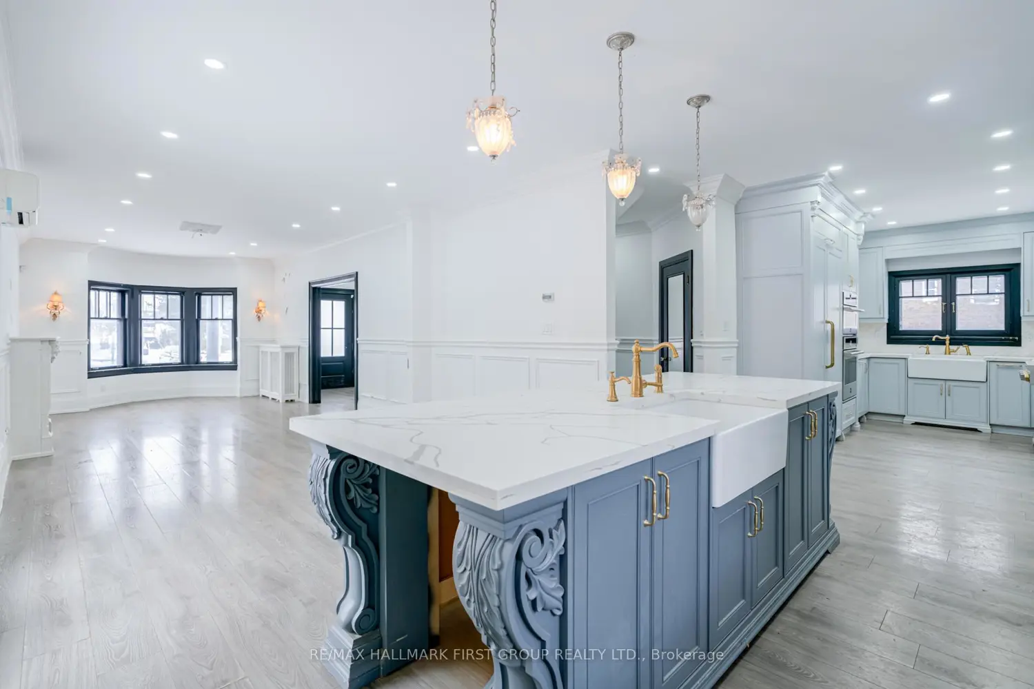 Additional image 8 of 512 Simcoe Street