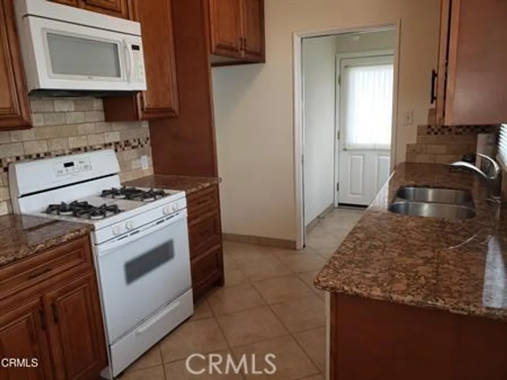 Additional image 10 of 10550 Victory Boulevard, North Hollywood, CA 91606