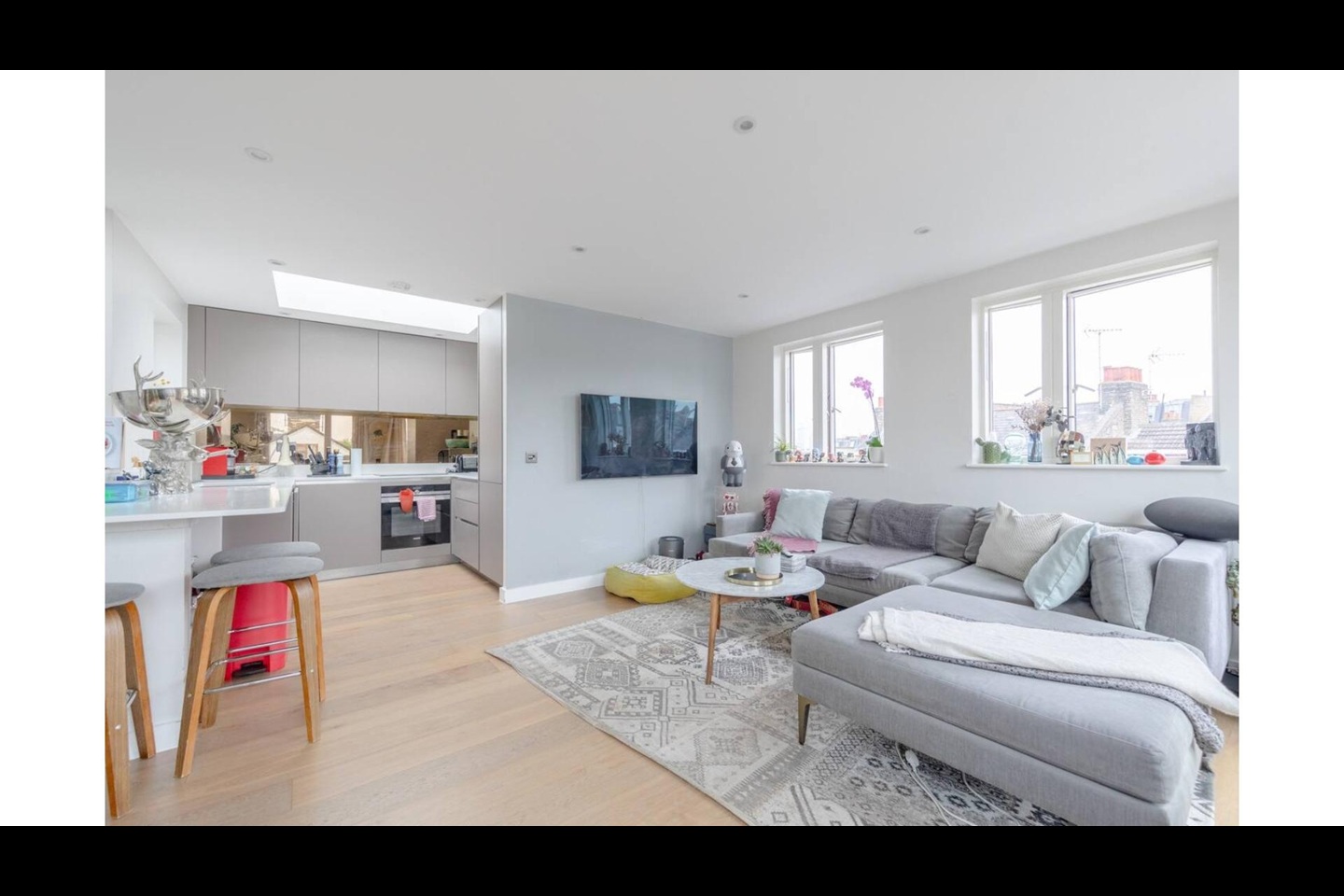 Additional image 20 of 2 Bed Flat, Taybridge Road, SW11, N1 7GU