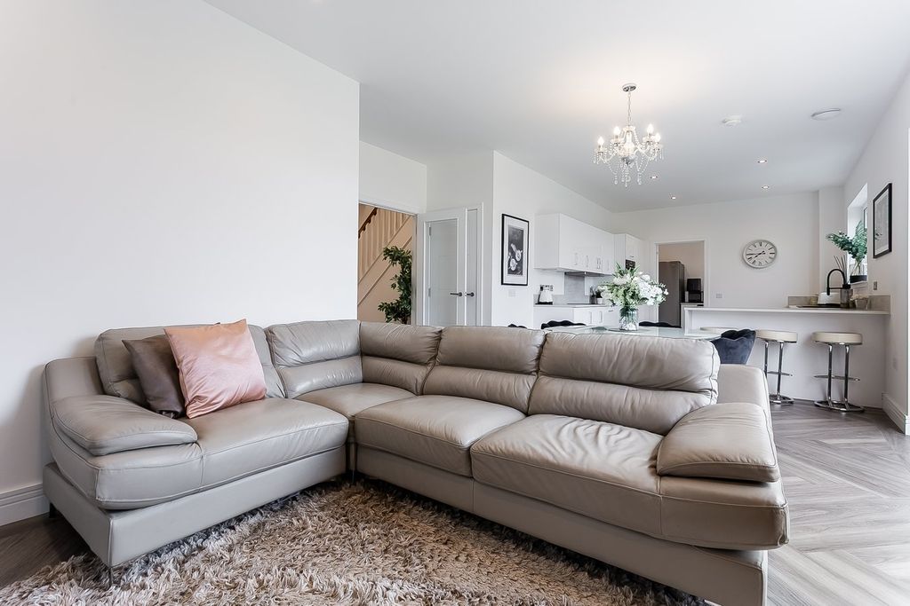 Additional image 12 of 5 bed detached house for saleBen Avon Drive, East Calder, Livingston EH53