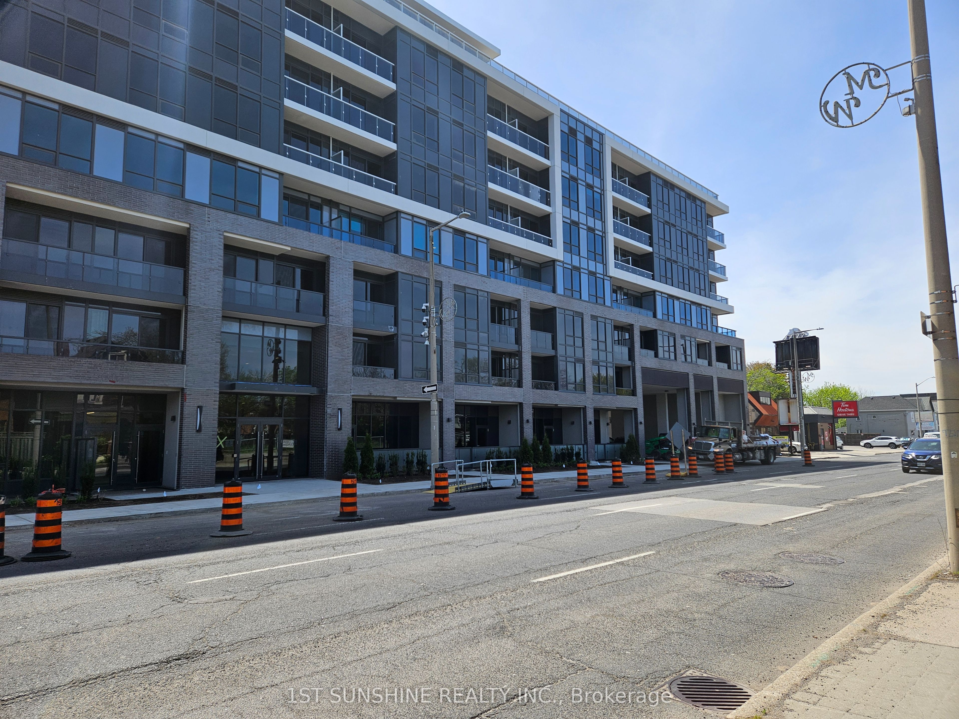 701-415 Main Street W, Hamilton, ON, L8P 0C9